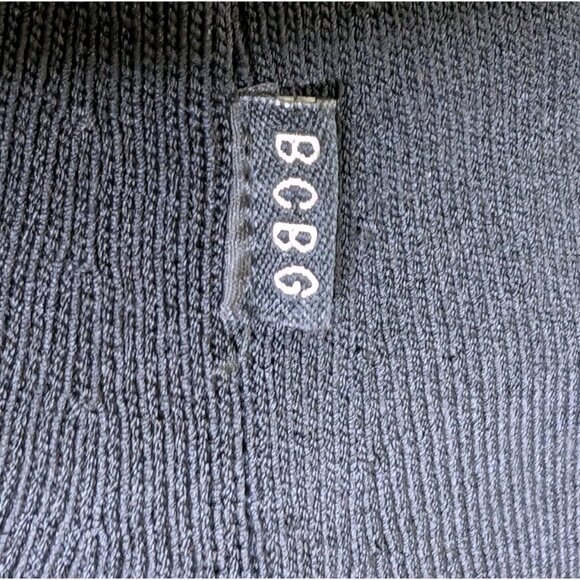 Vintage BCBG Max Azria Knit Shell Top Black White Trim - Picture 7 of 12